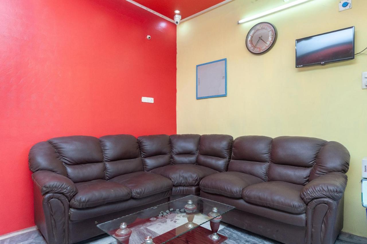 Oyo Flagship 24898 Senthur Murugan Residency Tambaram Dış mekan fotoğraf