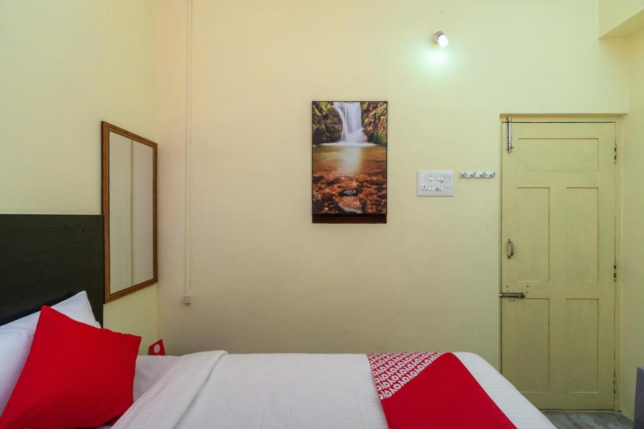 Oyo Flagship 24898 Senthur Murugan Residency Tambaram Dış mekan fotoğraf
